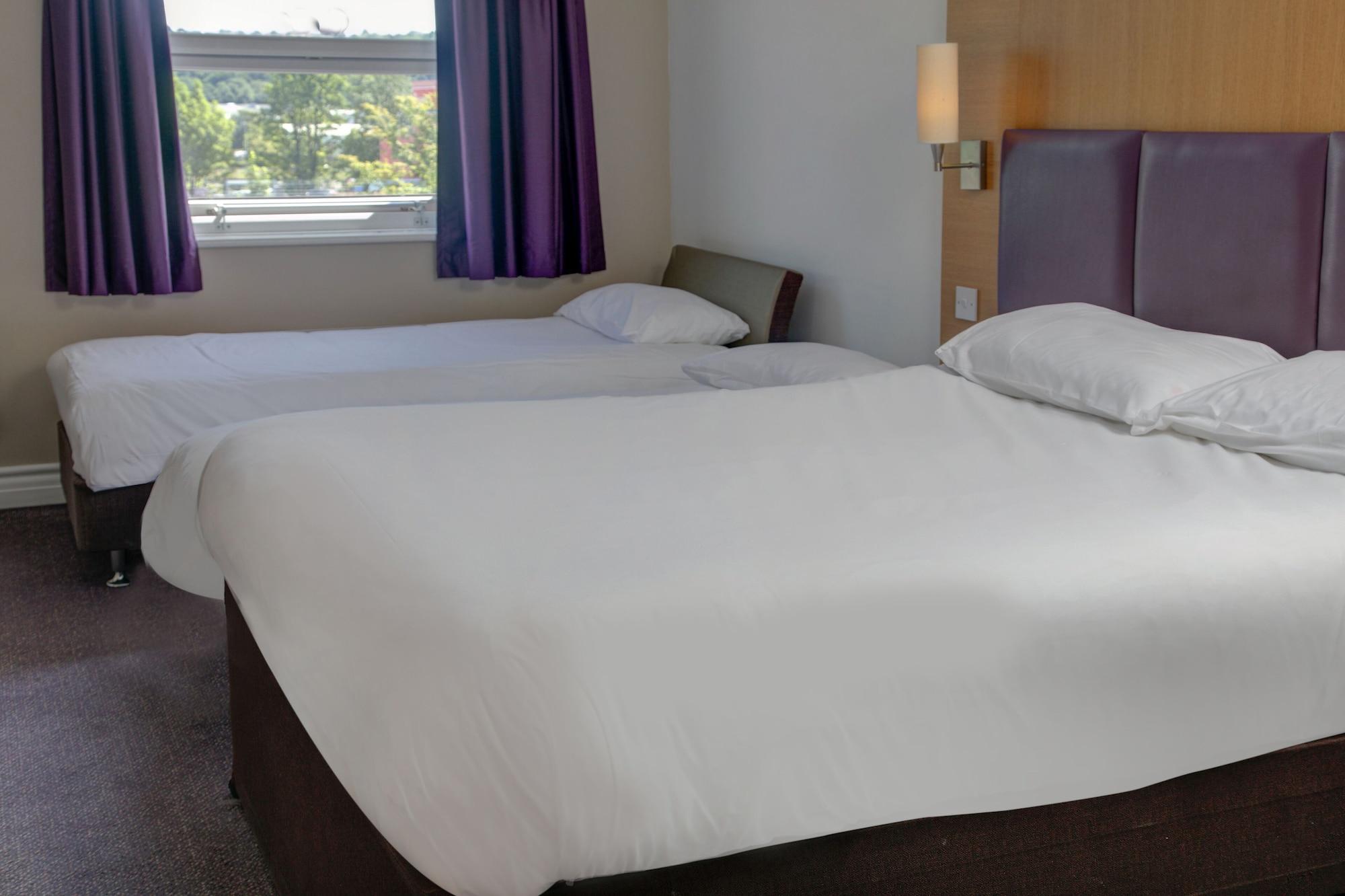 Embassy Hotel, Gateshead Newcastle, Sure Collection By Western 3*